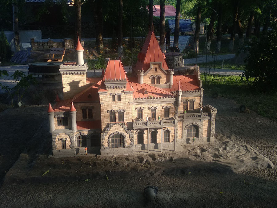 Семейный отдых в Крыму: парк миниатюр